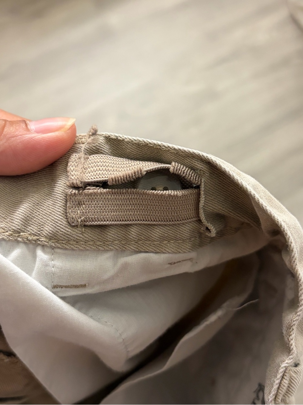 Kids Classic Khaki Shorts - Picture 3 of 5